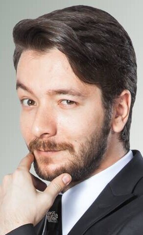 Арин Кусаксизоглу